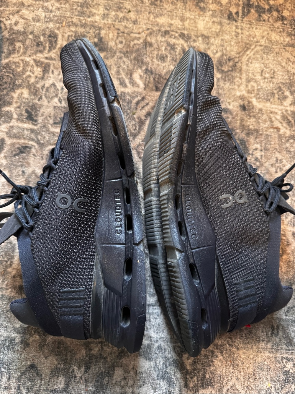 On Cloudnova Triple Black